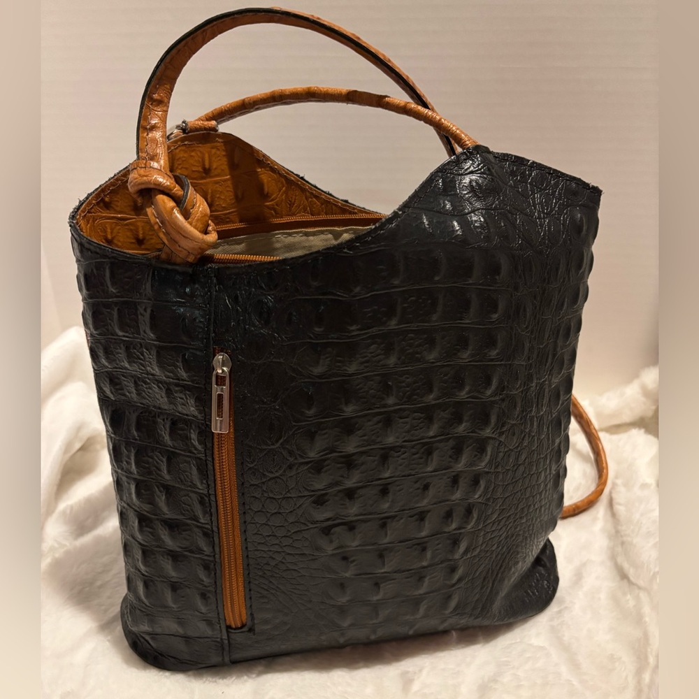 M&R Moda In Pelle Firenze - Gaia, The Convertible